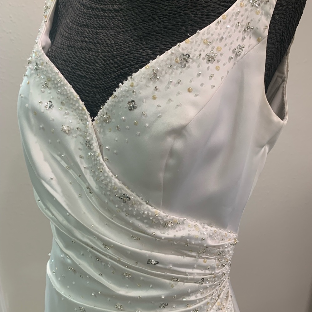 🚫SOLD🚫Moonlight Wedding Dress Size 10 White with Ruching Front